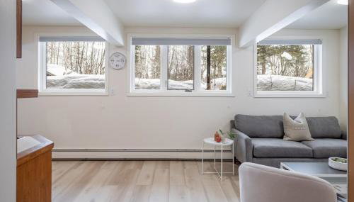 Garden Level Getaway - Photo 4