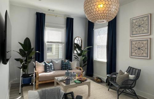 New! Stylish 1900s Renovated Duplex Apartment Building Near Forsyth & River St - Foto 1