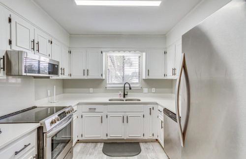 Pensacola Home with Screened Porch 10 Mi to Beach! - Foto 10