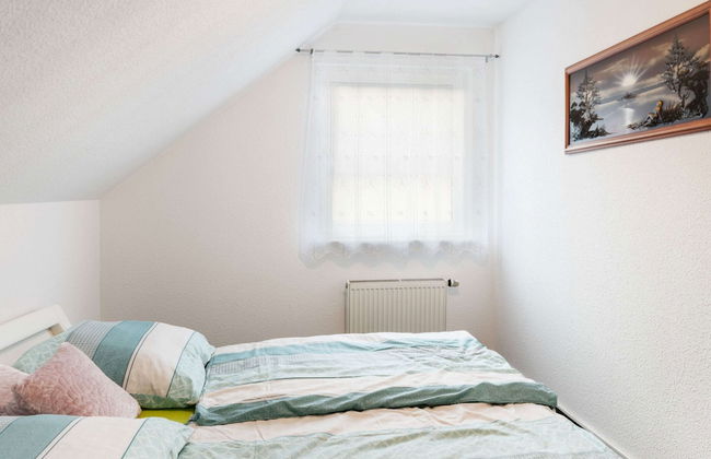 Cosy Apartment in Dresden With Balcony and Swimming Pool - Foto 8