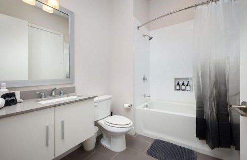 Relaxing 2BR-Southtown Near Rvrwalk, Dome & Conv - Foto 68