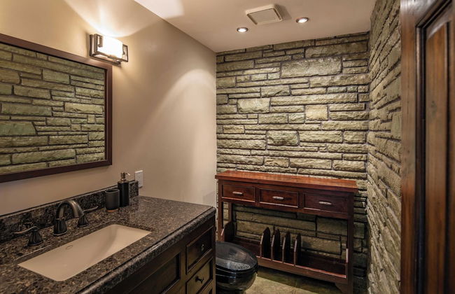 Endless Summer by Avantstay Serene Beachfront Escape w/ Sunset Views! - Photo 7