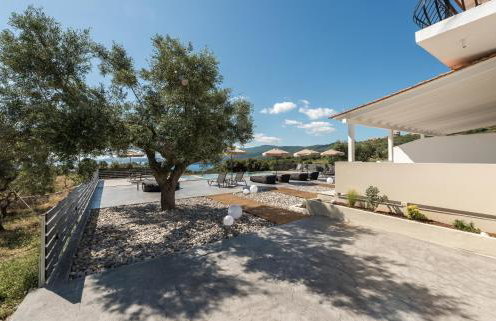 Marea Luxury Suites - Photo 22