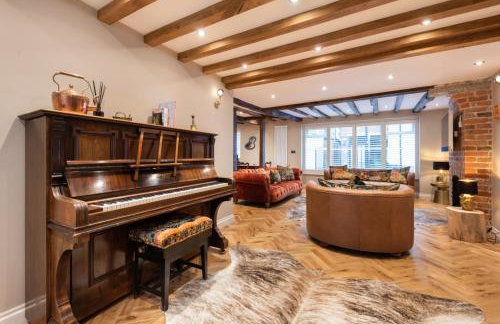 Crippens, Quintissential Luxury Central, Parking & EV - Foto 33