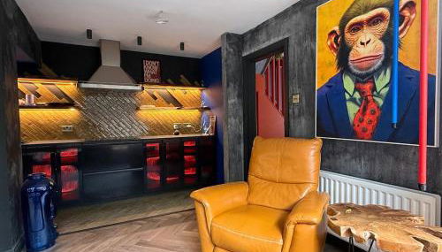 The Funky Hideaway with Hot Tub - Foto 3