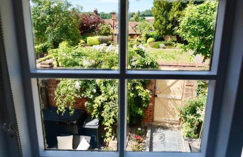 Huge Deluxe 600 Year Old Essex Manor, Hot Tub, Cinema Room, Sky Tv - Foto 26