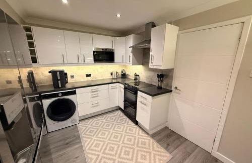 Allt Mor Retreat with Hot Tub - Foto 8