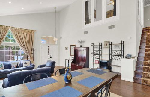 Tropical 4BR Oasis with Pool and Jacuzzi Near Strip - Photo 9