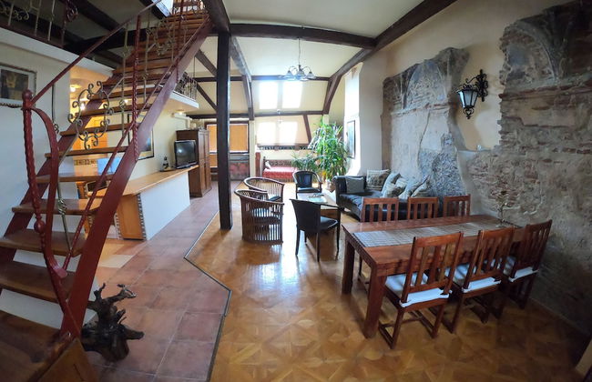 Downtown Apartment Bratislava - Photo 20