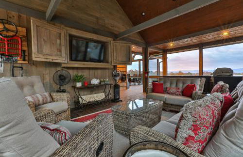 EAGLES CREST - Long Range Layered Mountain Views in peaceful neighborhood! - Foto 29