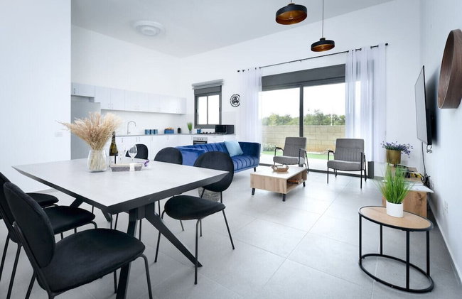 Stylish Coastal Oasis by Sea N' Rent - Foto 21