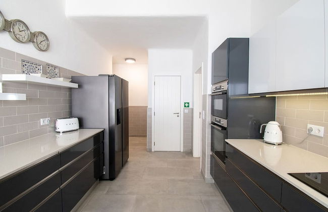 Lavanda Magnificent Five Bedroom Villa in Carvoe - Foto 47