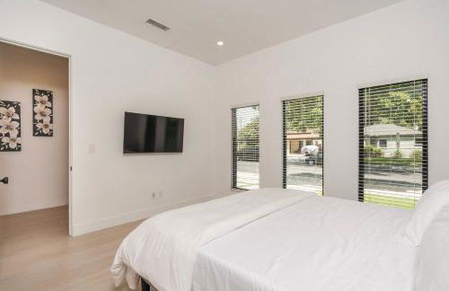 Modern Poolside Paradise - Foto 25