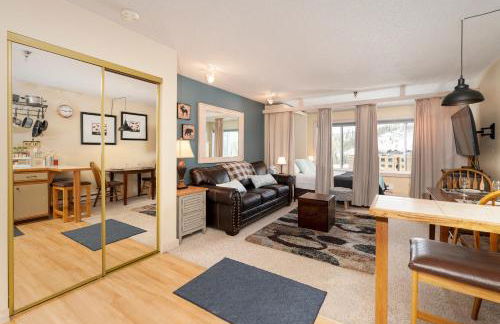 Snowblaze Condos Building E unit 310 by Stay Winter Park - Foto 33