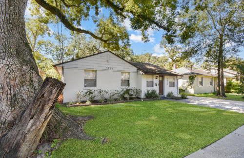 Downtown Jacksonville Retreat | Pet-Friendly with Hot Tub & Backyard Oasis - Foto 1