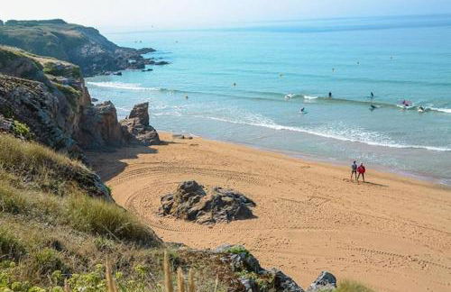 Perle Beach, Petite maison située en bord de plage, piscine. - Foto 38