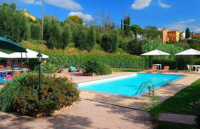 Sunlit Home With Pool - Foto 20