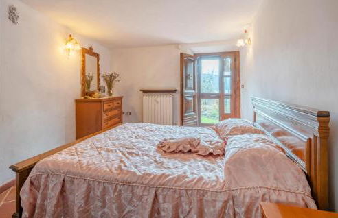 Awesome Home In Frazione Antognano - Foto 21