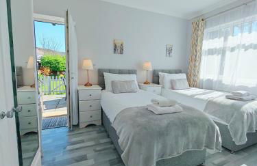 Bungalow Step Free Access - Close To The Beach - Photo 23