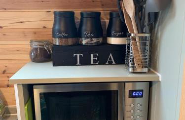 Red Squirrel Pod with Hot Tub - Foto 22