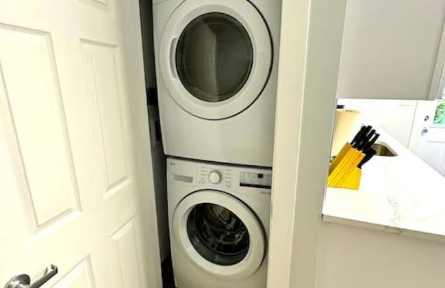 Cozy Unit King bed Laundry - Foto 5