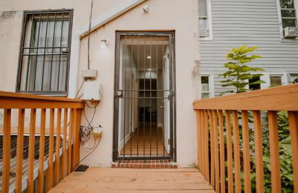 Stylish 5BR DC Retreat Backyard Free Parking - Foto 53