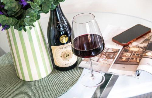 Wheatley House - Great Location - Free Parking, Self-Check-In, Fast Wifi and Smart TVs by Yoko Property - Foto 21