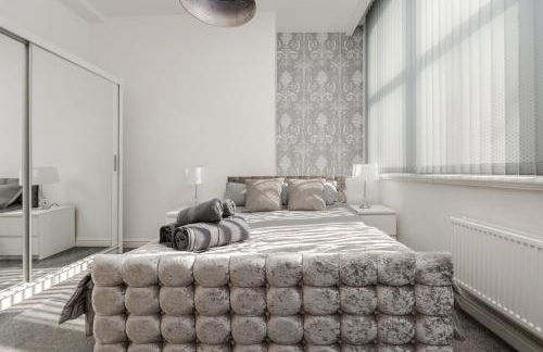 Castle St Steps to Ivy Washer Pet-Friendly - Foto 8