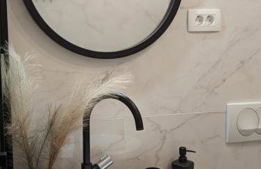 King's Apartment - Photo 19