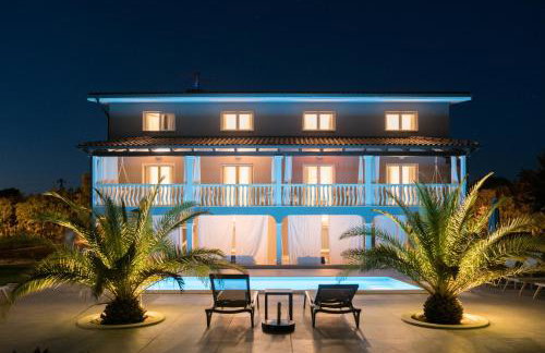 Villa Esea: Poolside Paradise & Relaxing Retreats - Foto 10