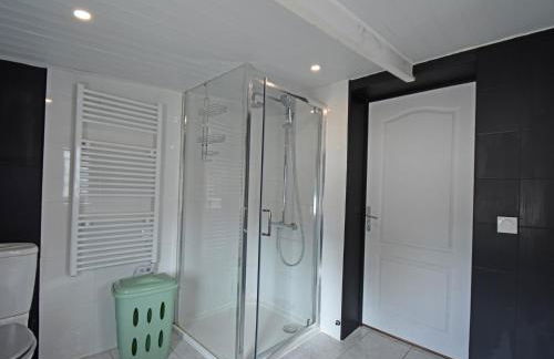 Tranquil Villa with Pool - Foto 14