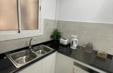 Family-Friendly Home in Central Barcelona 4BDR - Photo 18