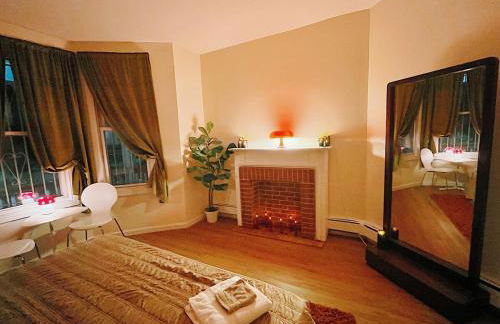 3 bdrm stay! Trippy King Suite by Dwtwn Nwk - Foto 47