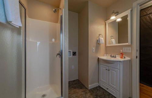 Elk Meadow Cabins 13B Bears Den - Single Room - Photo 7