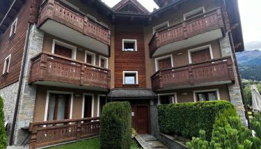 Appartamento incantevole con box e ski room, Wi-Fi, Bormio - Photo 3