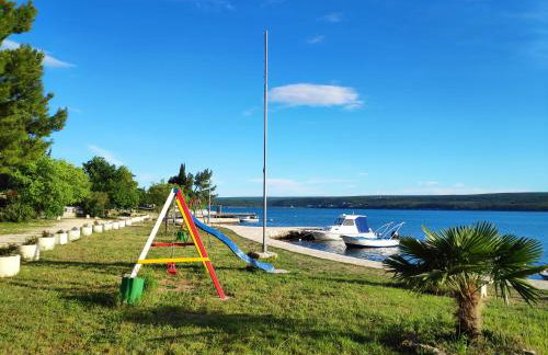 VILLA PUNTA BLAVA - Beachfront Family Villa with Sea View - no pets allowed - Foto 12