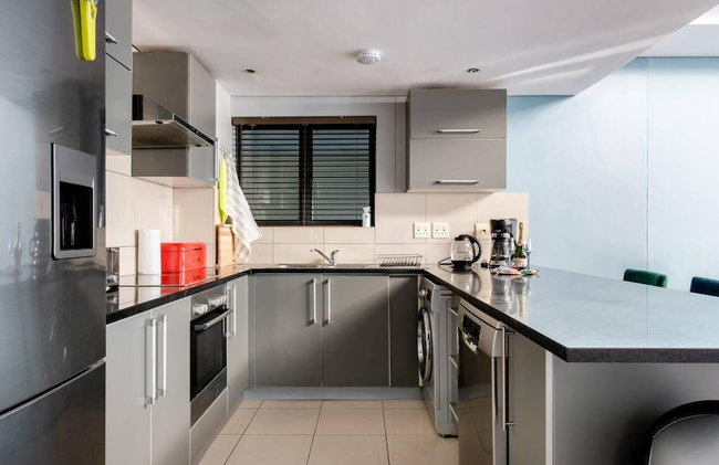 3-bed, Sleeps 6, Free Parking - Foto 8