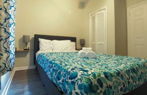 Spacious Modern 5 Bedrooms JAX - Photo 3