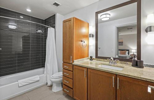 High-Rise 30th Flr Modern Apt, Downtown Dallas - Foto 12