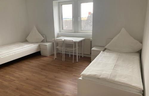 Schicke Monteurunterkunft in Mendig mit drei Wohneinheiten - Foto 16