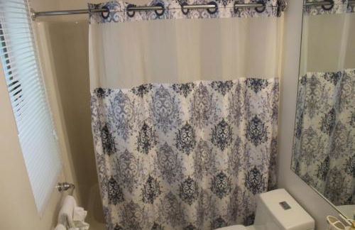 Exceptional New Seabury Mews Property - Photo 14