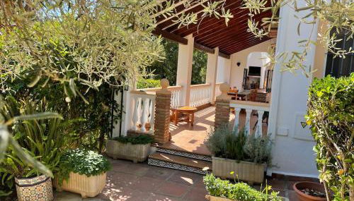 Authentic Luxury Villa in Oasis with Pool close to Malaga - Foto 5, Garden, Garden view