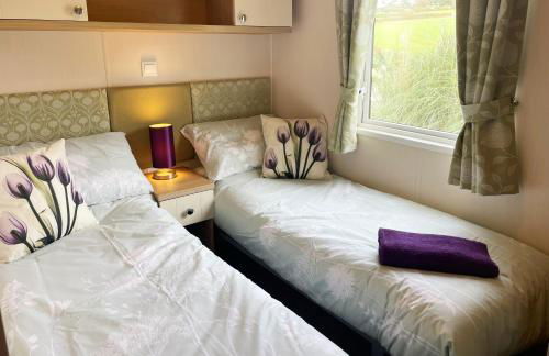 Pottsville Cabin - Short Walk to Praa Sands Beach - Foto 42