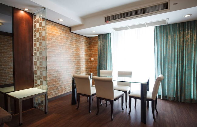 4C - 2 Bedroom Downtown Apartment With Shared Pool - Photo 15