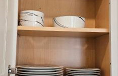 Just renovated 2 bedroom condo 1 mile from Salem - Photo 5