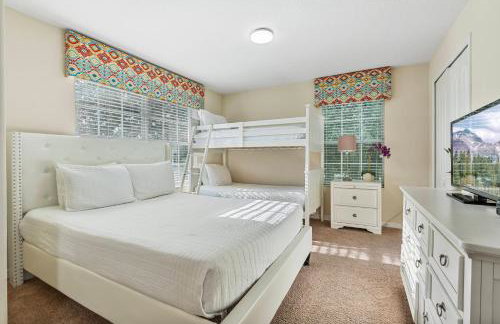 Amazing 5BD and 4BH 6 miles from Disney - Foto 37