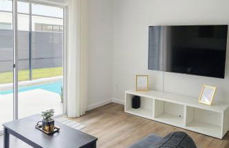 Beauty 4 miles to Disney 3Br 2Ba Pool Home - Foto 33