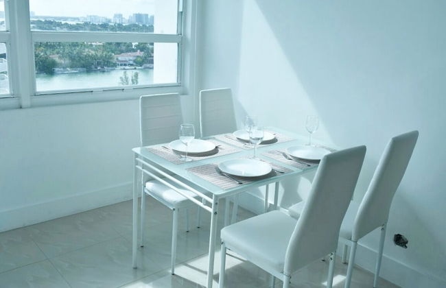 Castle Beach Club Apartments - Photo 17