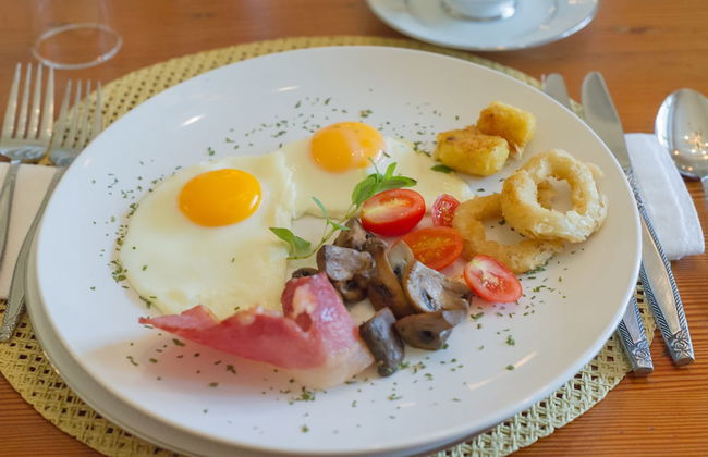 Lovely Guesthouse in Pretoria Welcoming you on a Spacious Room With Breakfast - Foto 15