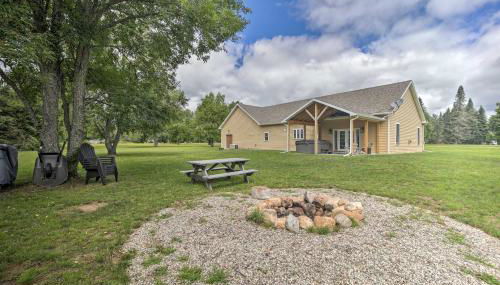 Upstate Hideaway with Hot Tub, 13 Mi to Malone! - Photo 3